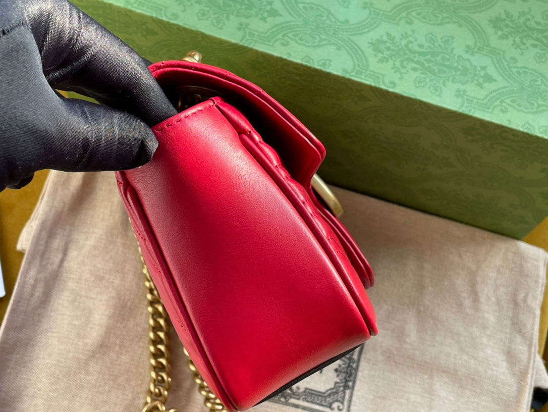 GUCCI MARMONT MATELASSÉ SMALL 22 BAG RED PINK CALFSKIN