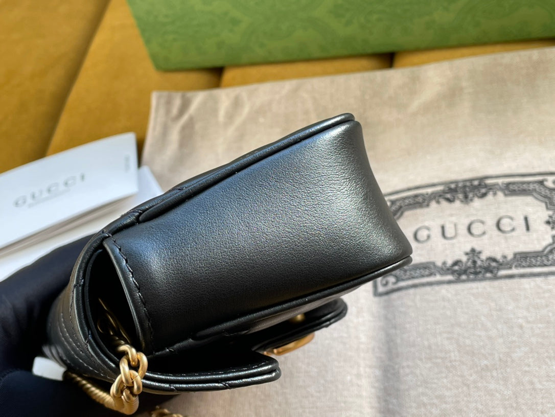 GUCCI MARMONT MINI 16 BAG IN BLACK CALFSKIN