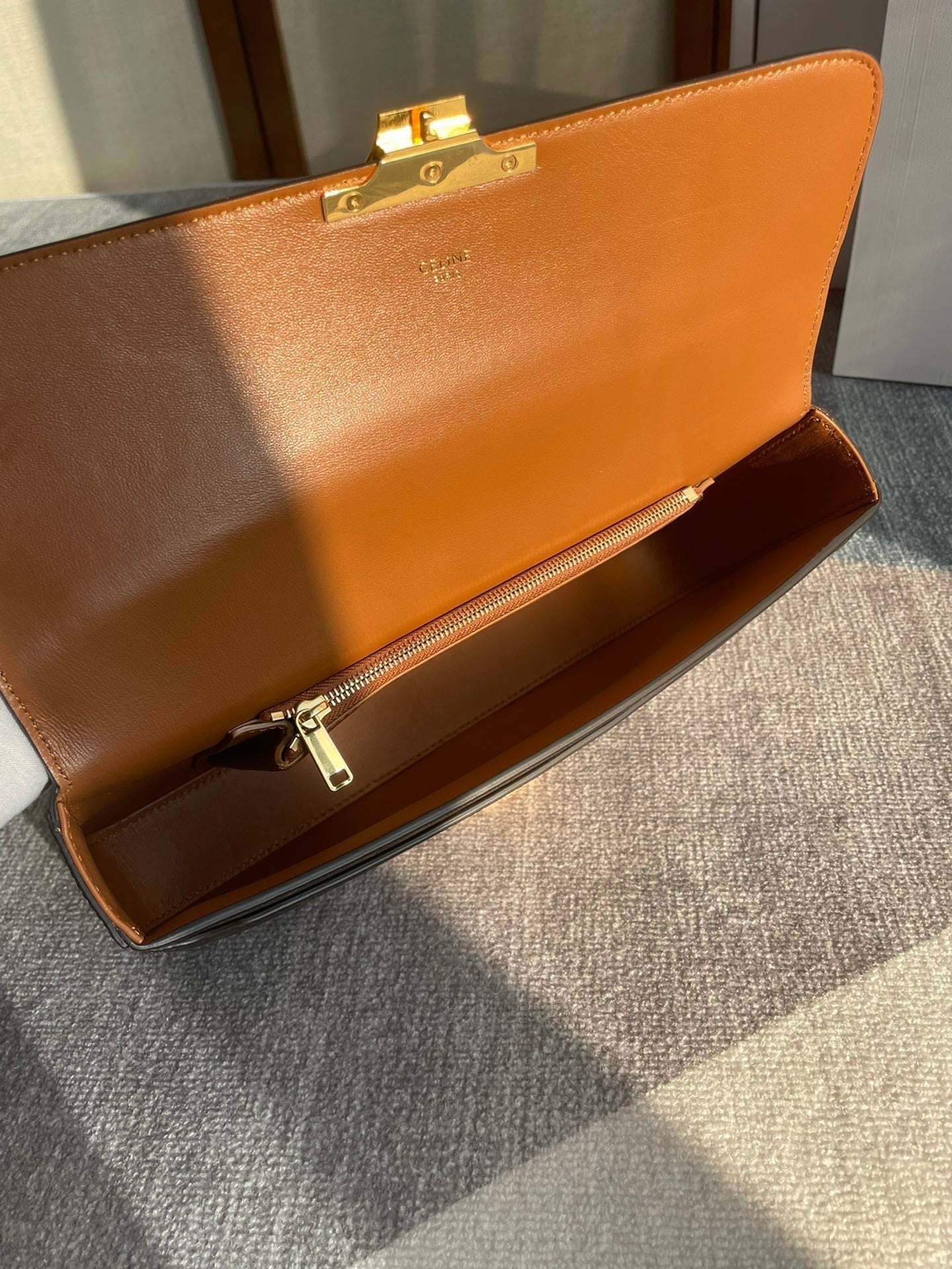 CELINE CHAIN SHOULDER BAG CLAUDE 33 IN BLACK TRIOMPHE CANVAS GOLD HARDWARE