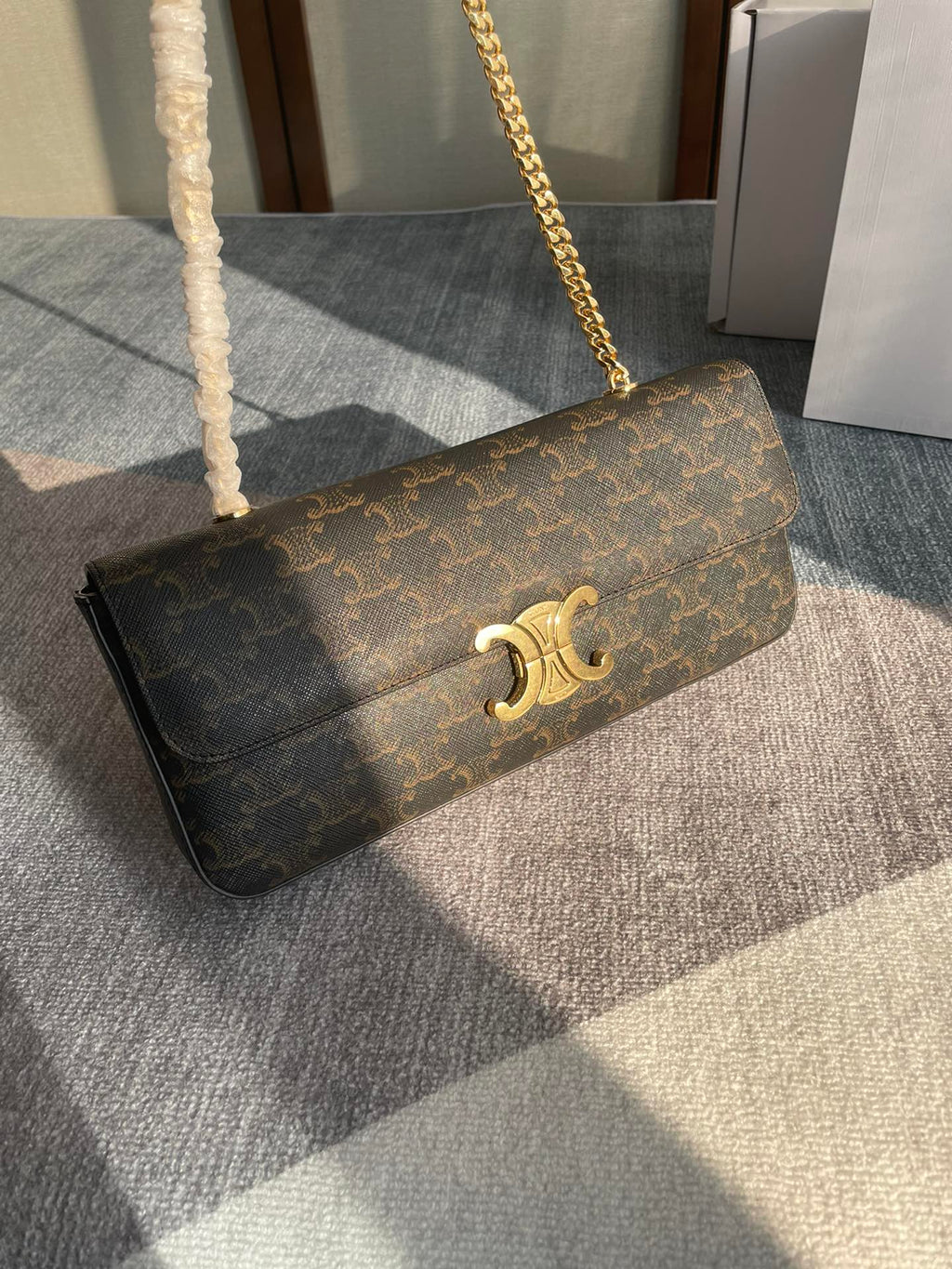 CELINE CHAIN SHOULDER BAG CLAUDE 33 IN BLACK TRIOMPHE CANVAS GOLD HARDWARE