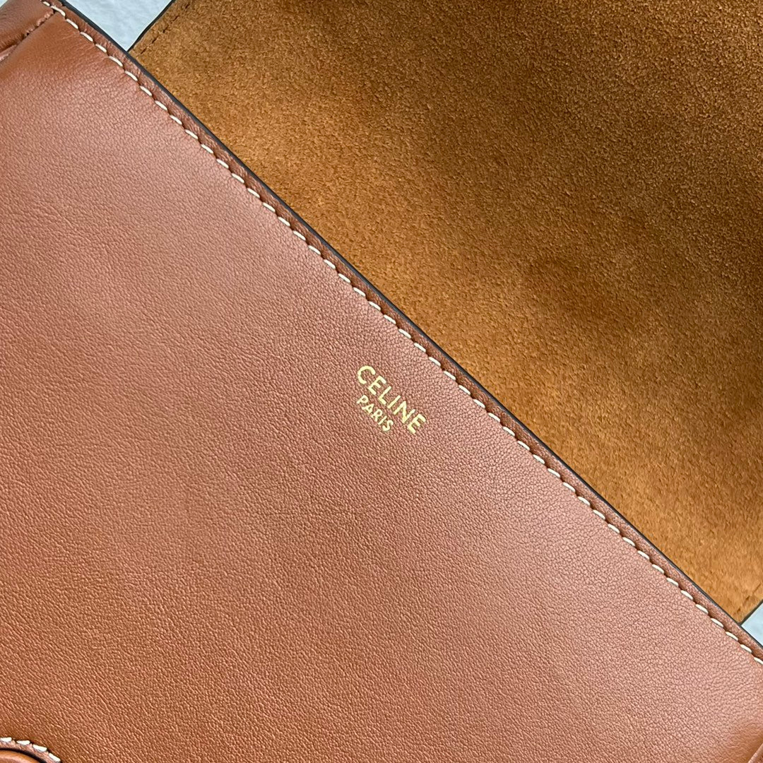 CELINE FOLCO CUIR TRIOMPHE 18 IN RED BROWN CALFSKIN