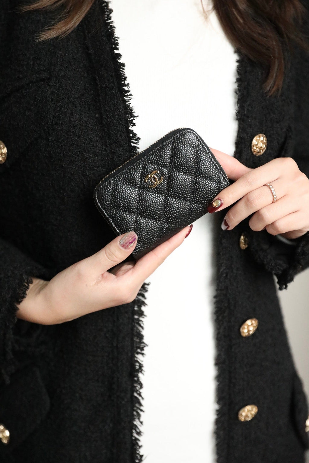 CHANEL ZIPPED COIN BASIC PURSE 11 BLACK CALFSKIN GOLD ICON