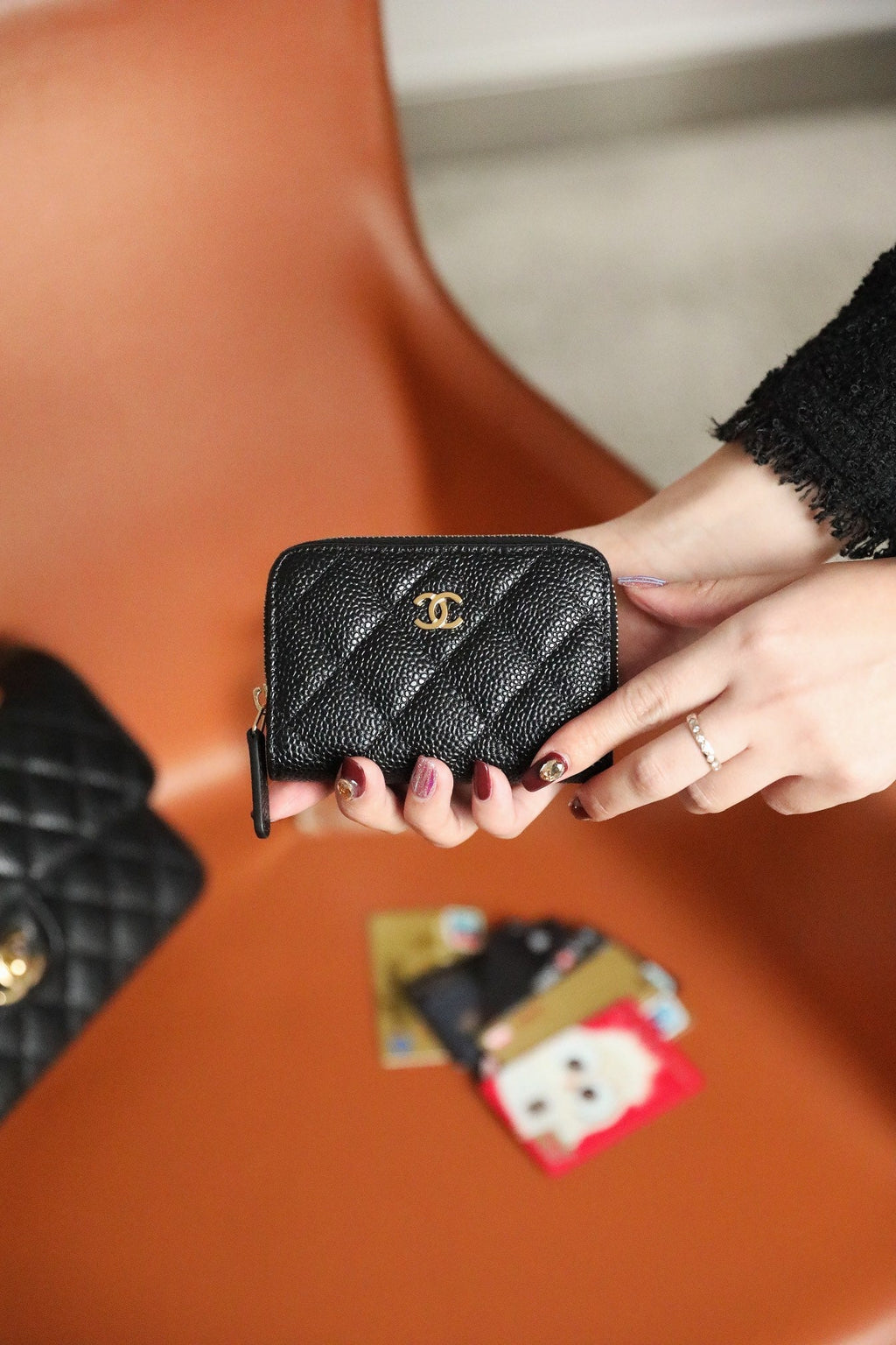CHANEL ZIPPED COIN BASIC PURSE 11 BLACK CALFSKIN GOLD ICON