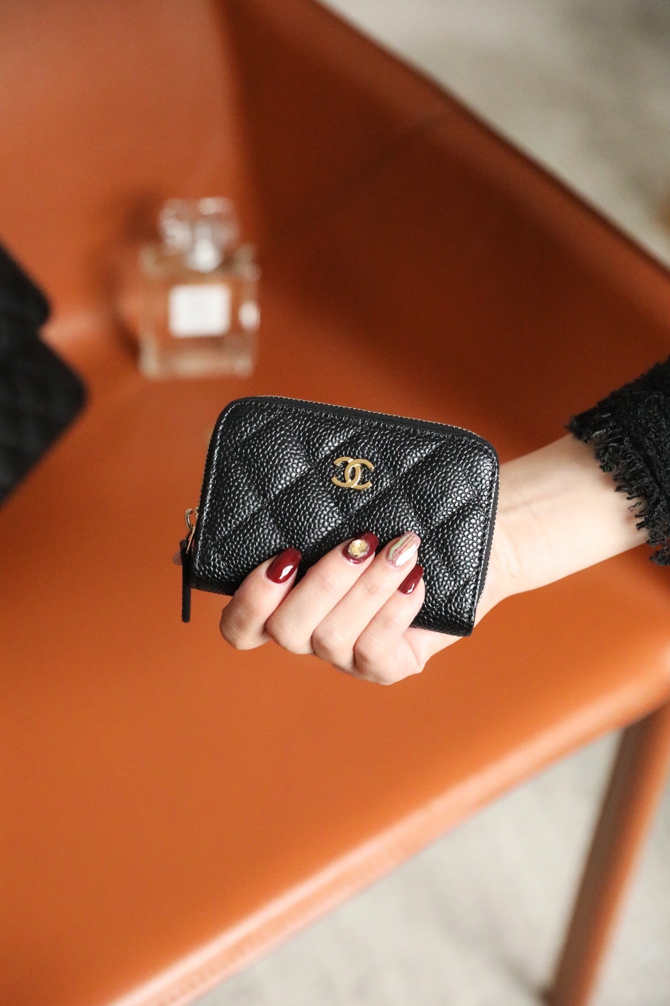 CHANEL ZIPPED COIN BASIC PURSE 11 BLACK CALFSKIN GOLD ICON