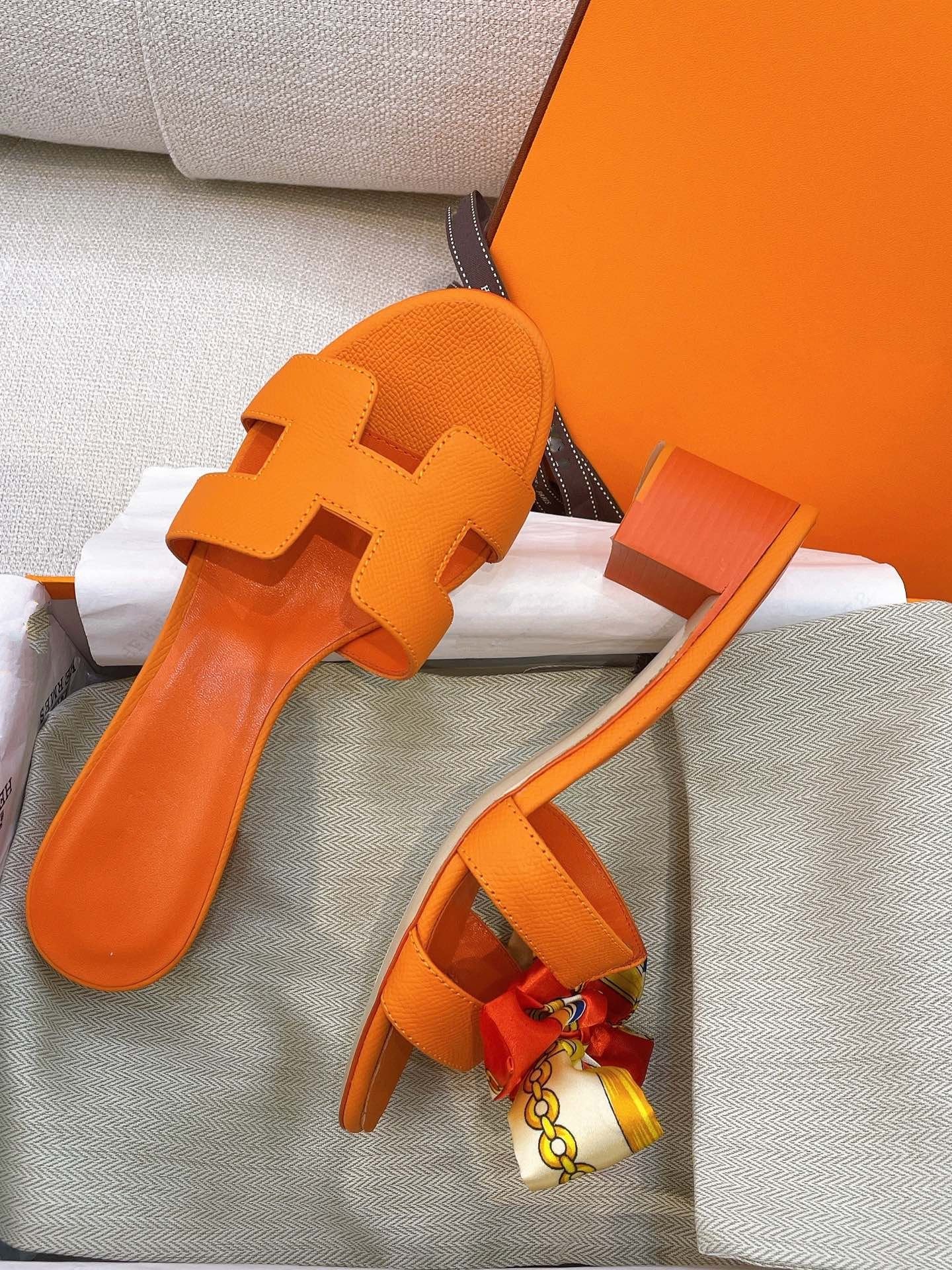 HERMES 0asis Sandal Epsom Calfskin Orange