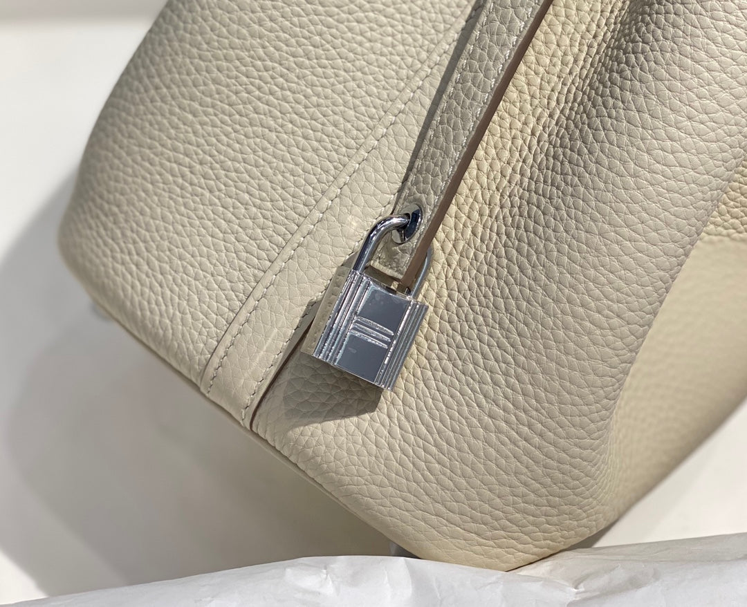 HERMES picotin lock 18 ivory togo shw