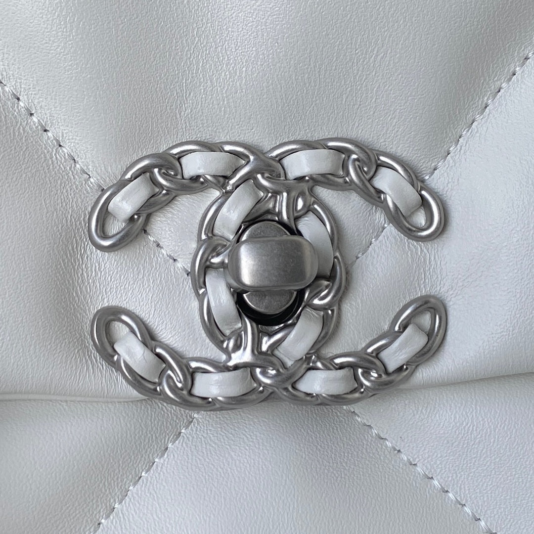 CHANEL LARGE 30 FLAP BAG IN WHITE LAMBSKIN
