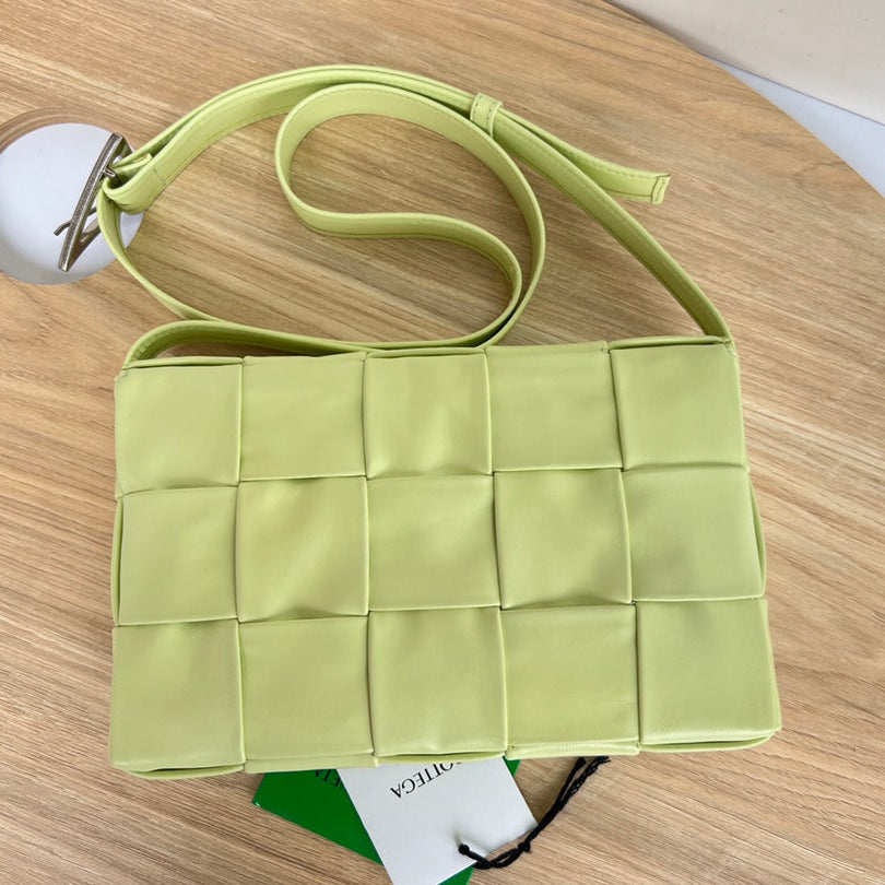 BOTTEGA VENETA SMALL CASSETTE 23 IN PINE GLADE CALFSKIN
