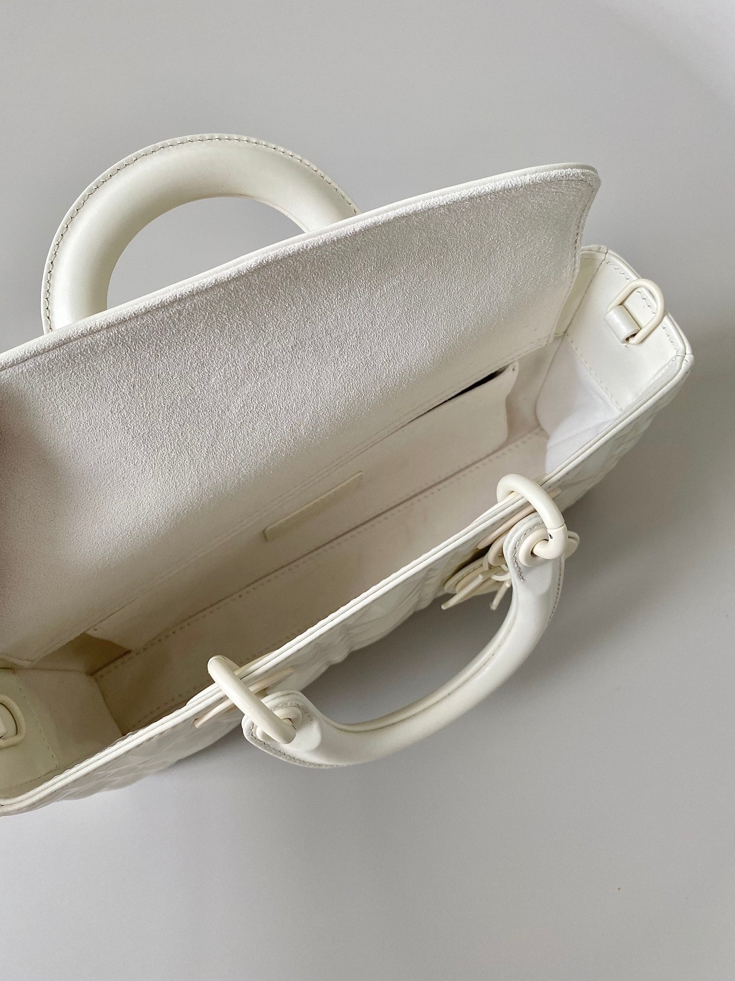 DIOR MEDIUM D-JOY BAG 26 IN WHITE CALFSKIN