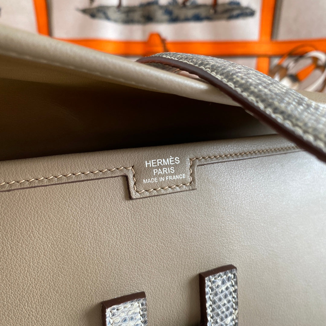HERMES JIGE ELAN 29 CLUTCH IN CHOCOLATE BROWN CALFSKIN WITH WHTE LIZARD SKIN