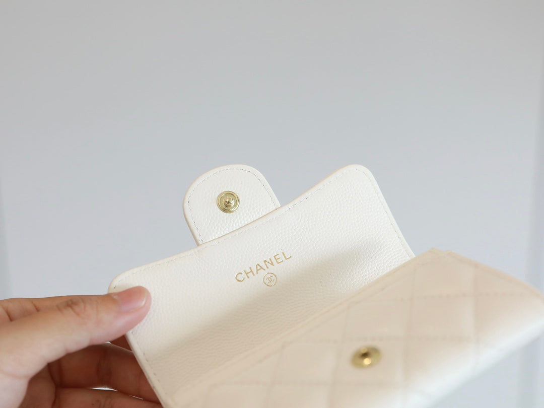 CHANEL FLAP CARD HOLDER 11.3 WHITE GRAINED CALFSKIN GOLD ICON