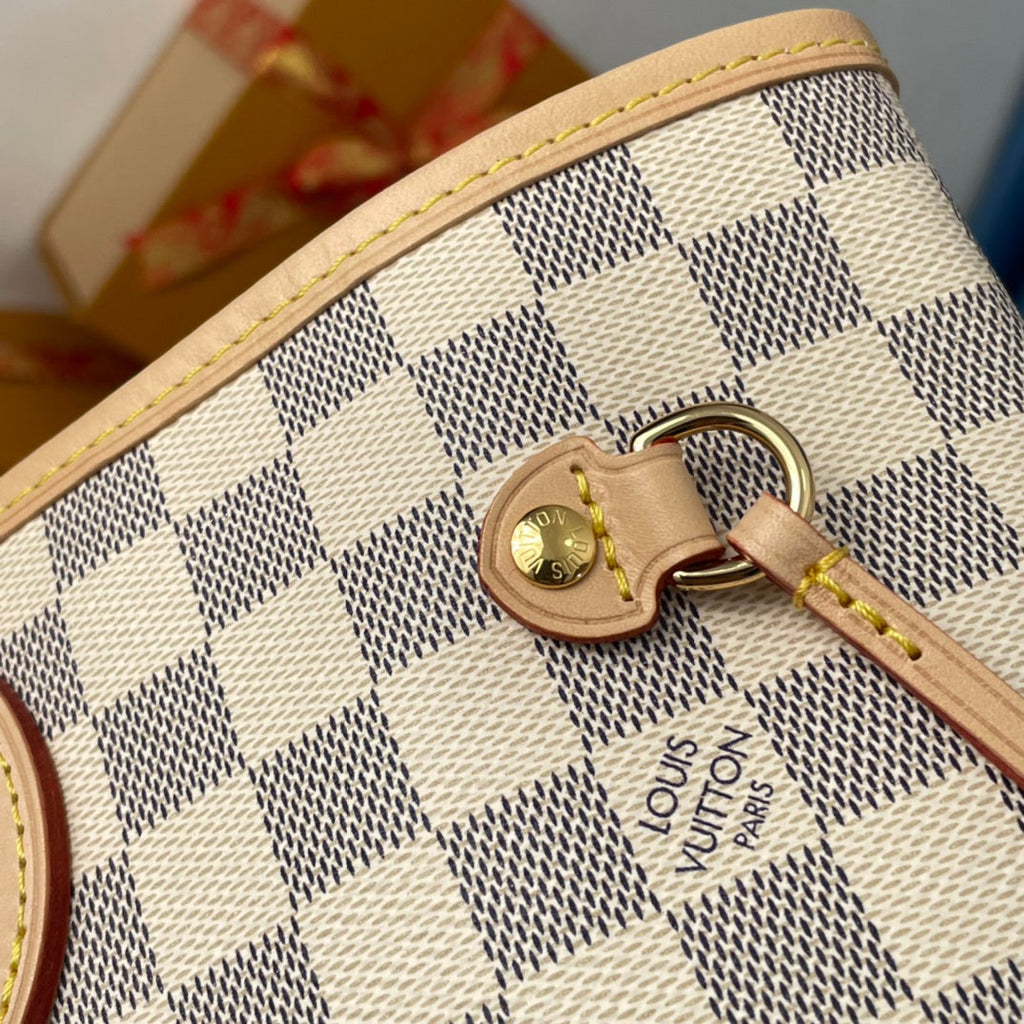 LOUIS VUITTON NEVERFULL MM 32 GREY CREAM DAMIER AZUR
