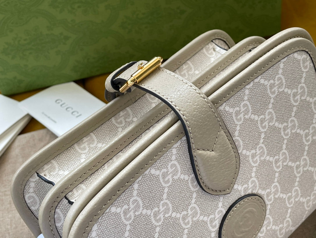 GUCCI MINI CROSSBODY 20 BAG WITH INTERLOCKING G IN BEIGE CANVAS