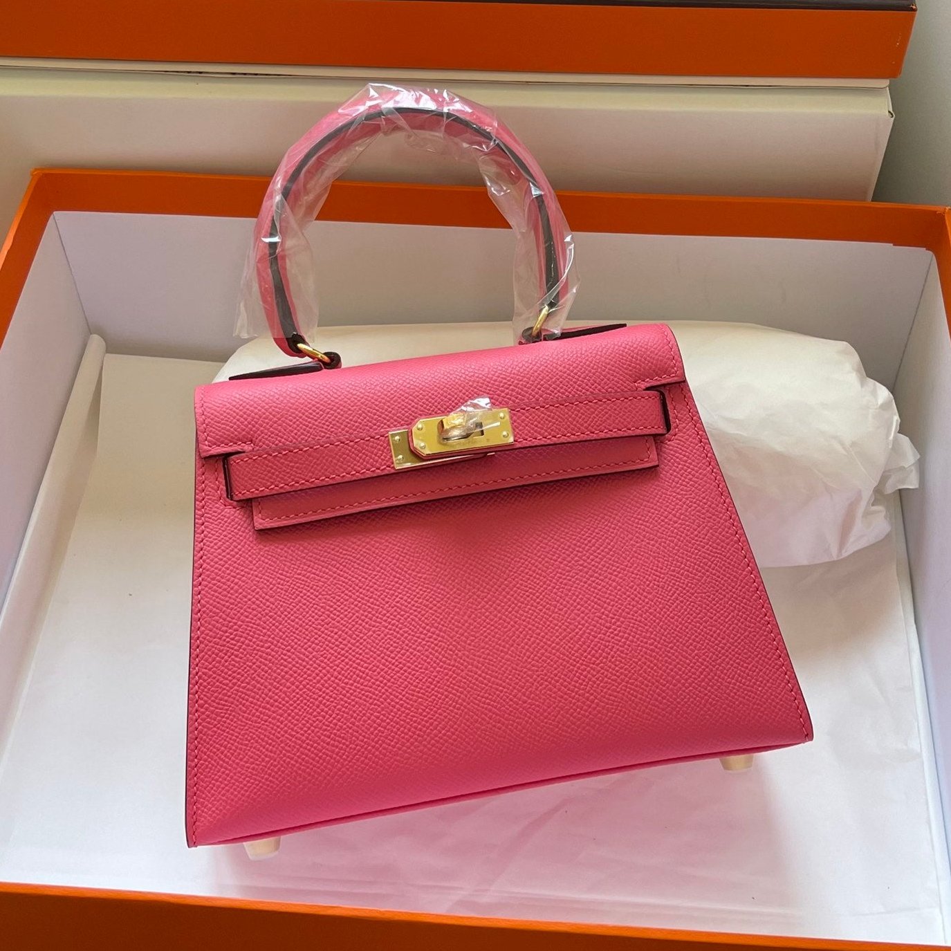 HERMES KELLY MINI 20 BAG IN RED PINK CALFSKIN WITH GOLD HARDWARE