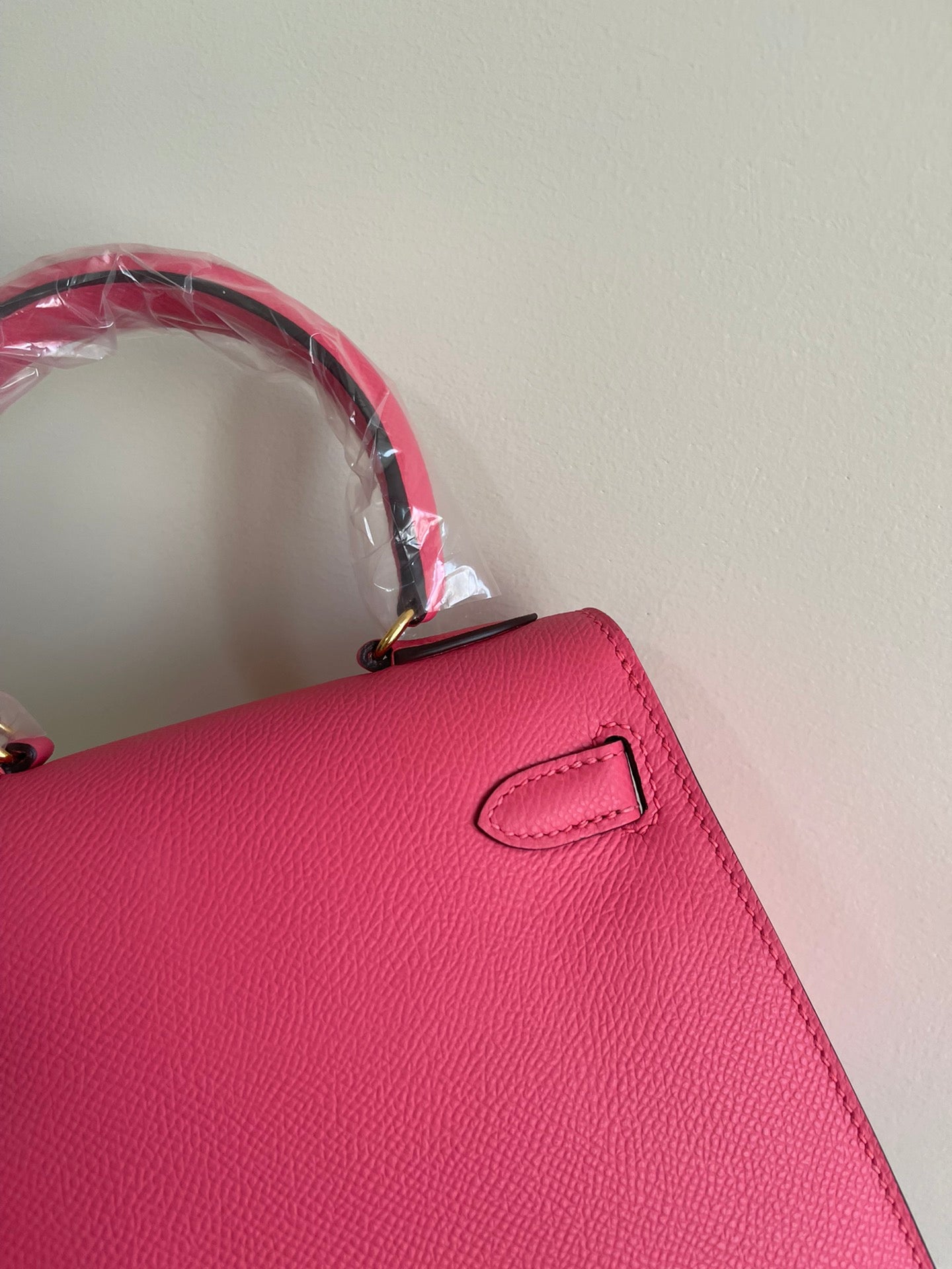 HERMES KELLY MINI 20 BAG IN RED PINK CALFSKIN WITH GOLD HARDWARE