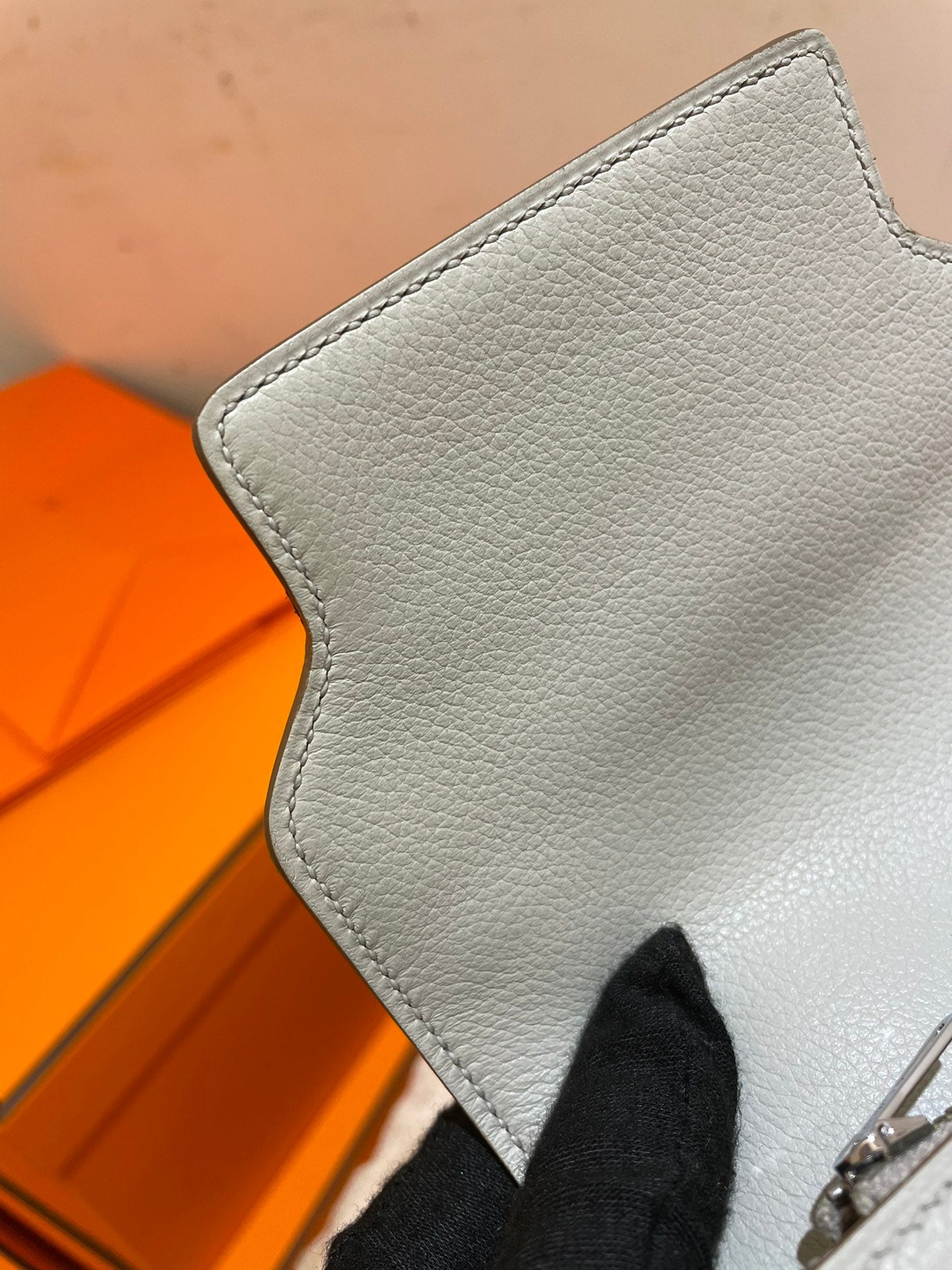 HERMES RoulisSlim Wallet 12.7 White Calfskin Shw