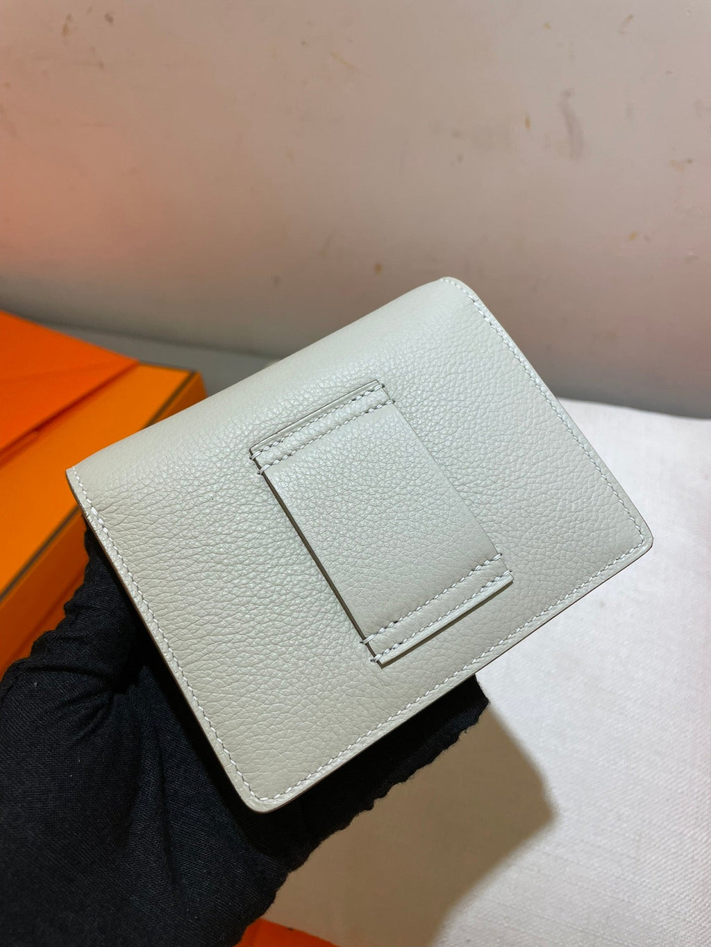 HERMES RoulisSlim Wallet 12.7 White Calfskin Ghw