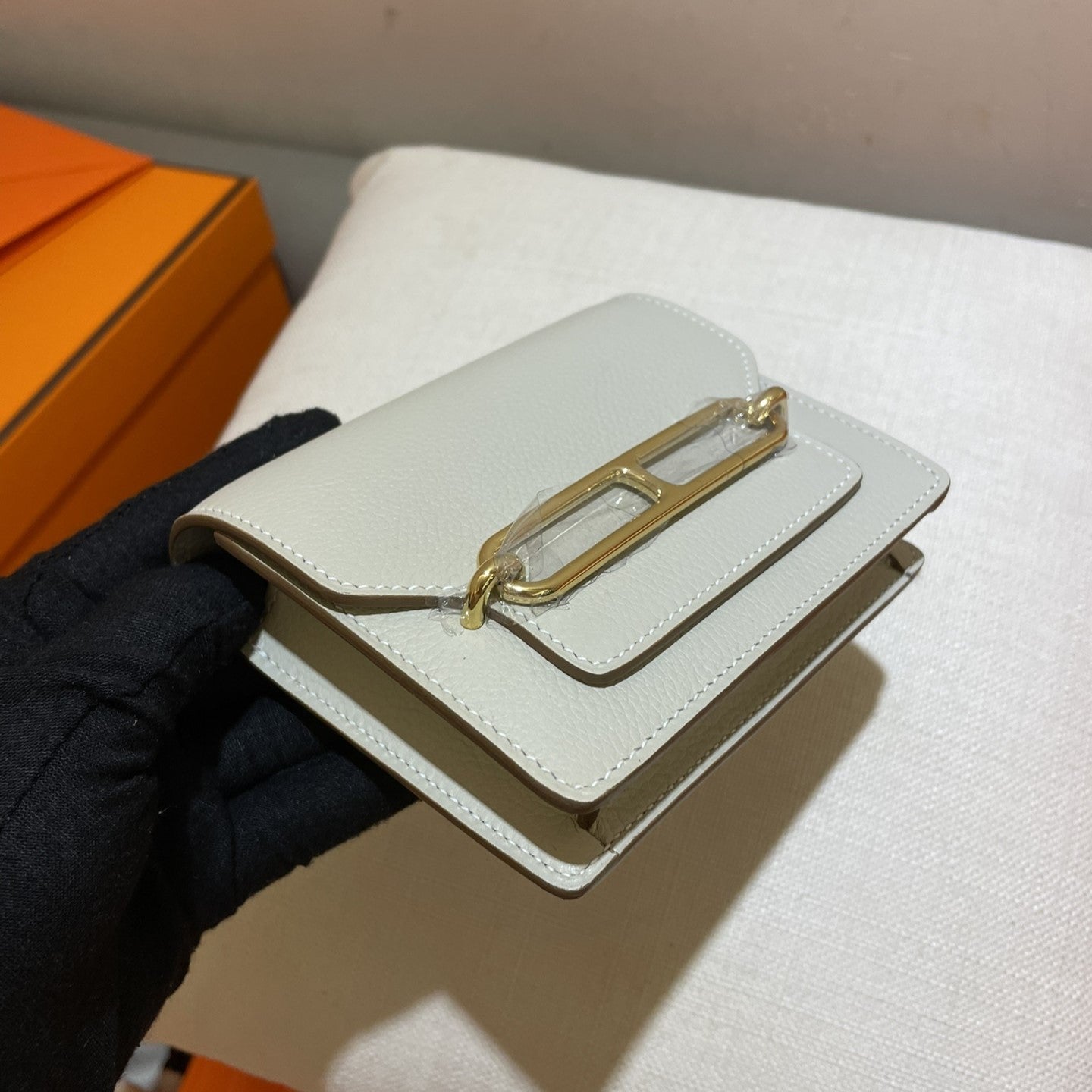 HERMES RoulisSlim Wallet 12.7 White Calfskin Ghw