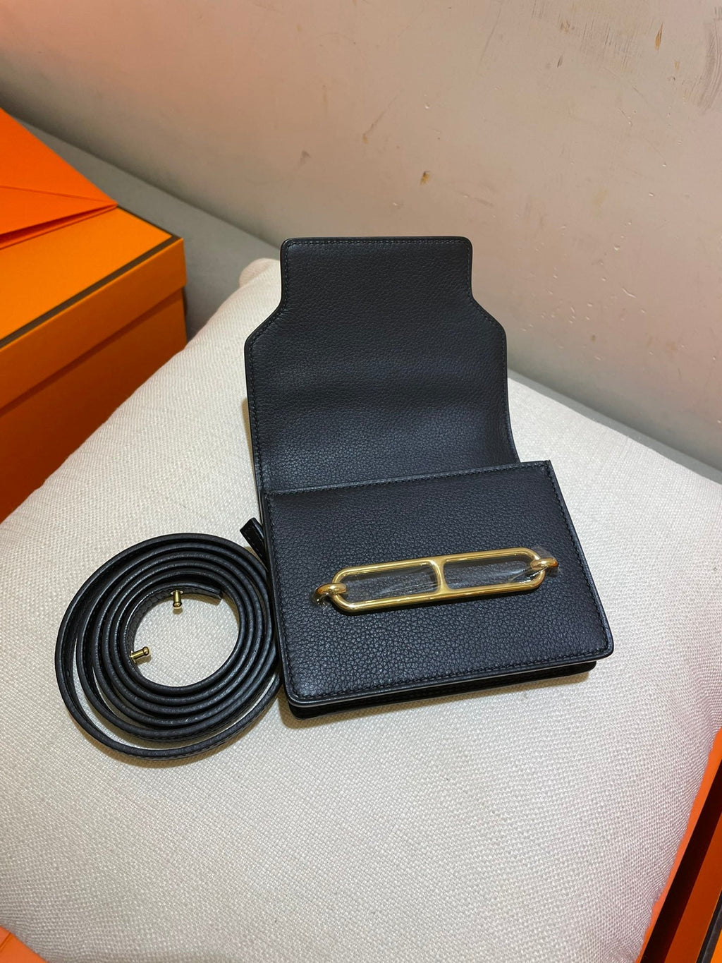 HERMES RoulisSlim Wallet 12.7 Black Calfskin