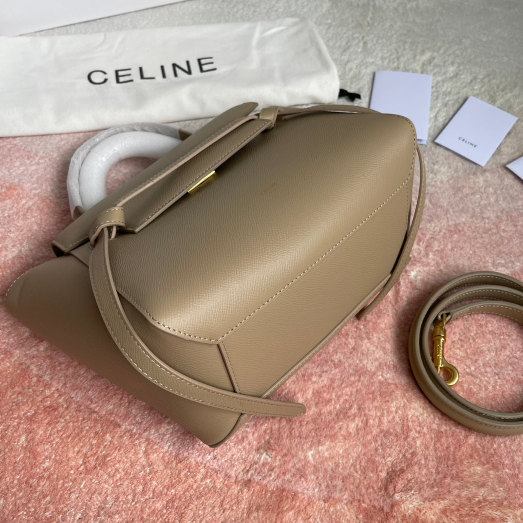 CELINE FISH BAG 24 BEIGE CREAM LEATHER