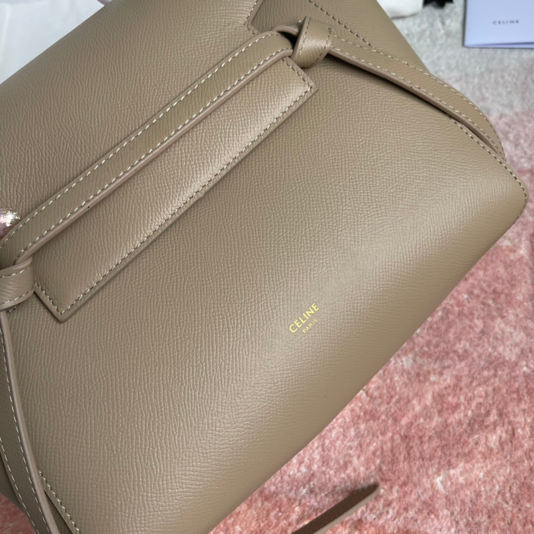 CELINE FISH BAG 24 BEIGE CREAM LEATHER