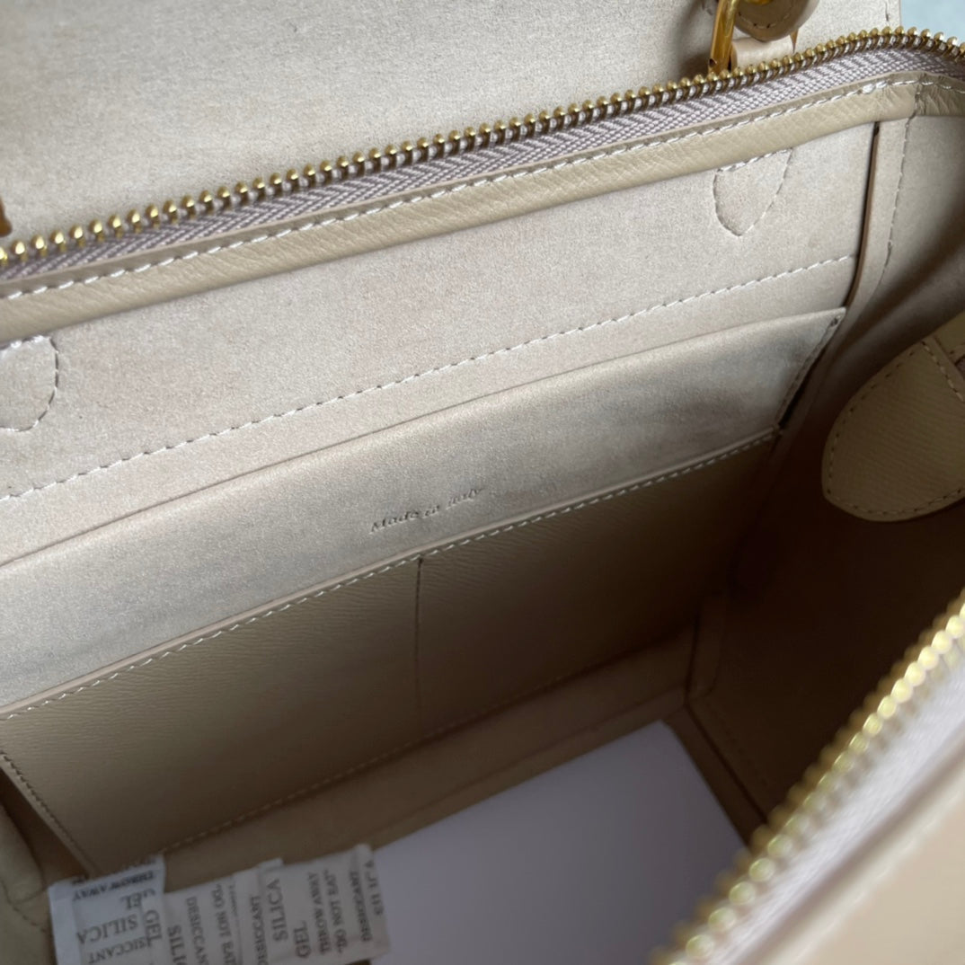 CELINE FISH BAG 24 BEIGE CREAM LEATHER