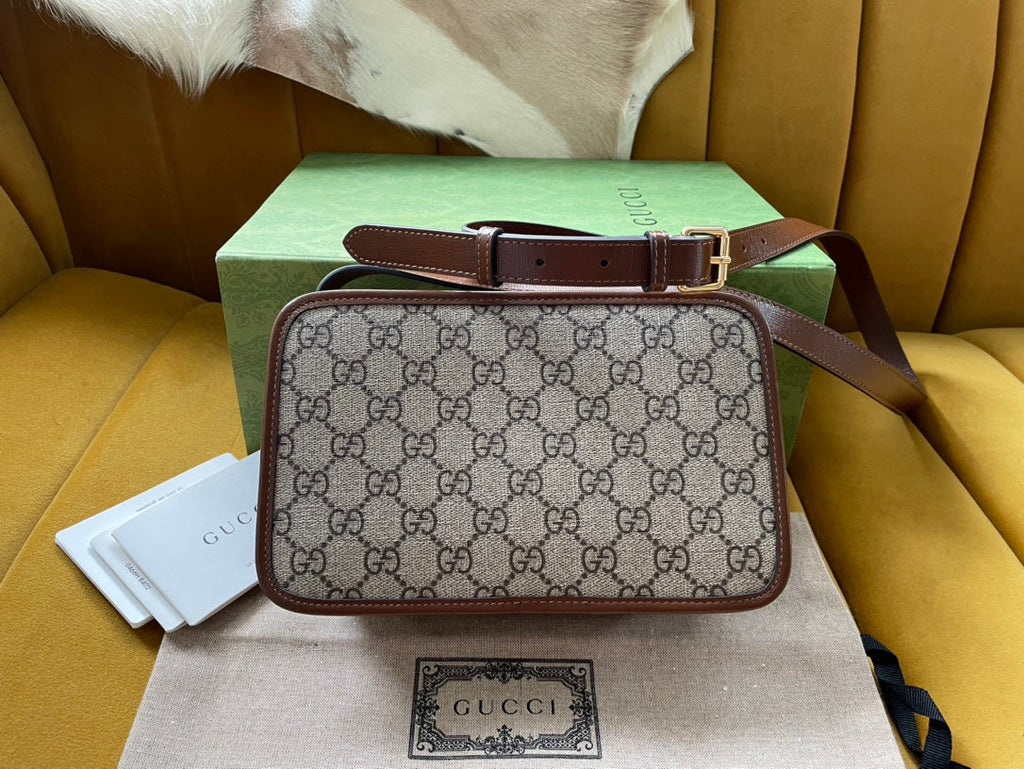 GUCCI BAG WITH INTERLOCKING G 22 IN BEIGE EBONY CANVAS AND BROWN CALFSKIN TRIM
