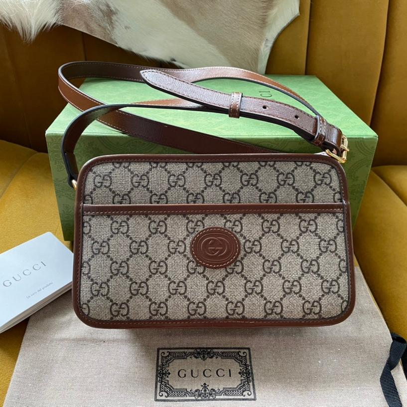 GUCCI BAG WITH INTERLOCKING G 22 IN BEIGE EBONY CANVAS AND BROWN CALFSKIN TRIM