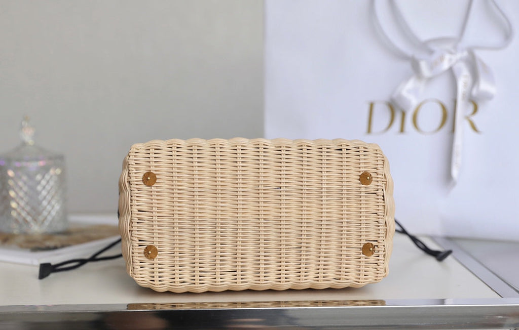 DIOR LADY 24 BASKET BAG IN BLACK OBLIQUE JACQUARD MIX BEIGE WICKER