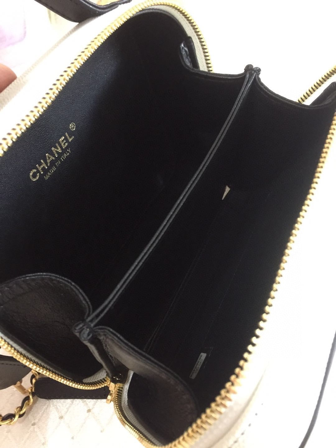 CHANEL MINI 17 VANITY CASE IN BLACK MIX WHITE CALFSKIN GOLD HARDWARE