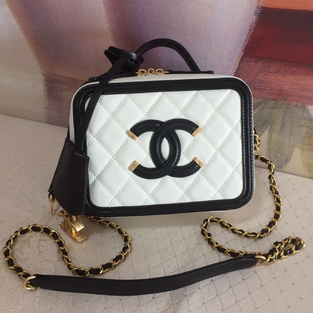 CHANEL MINI 17 VANITY CASE IN BLACK MIX WHITE CALFSKIN GOLD HARDWARE