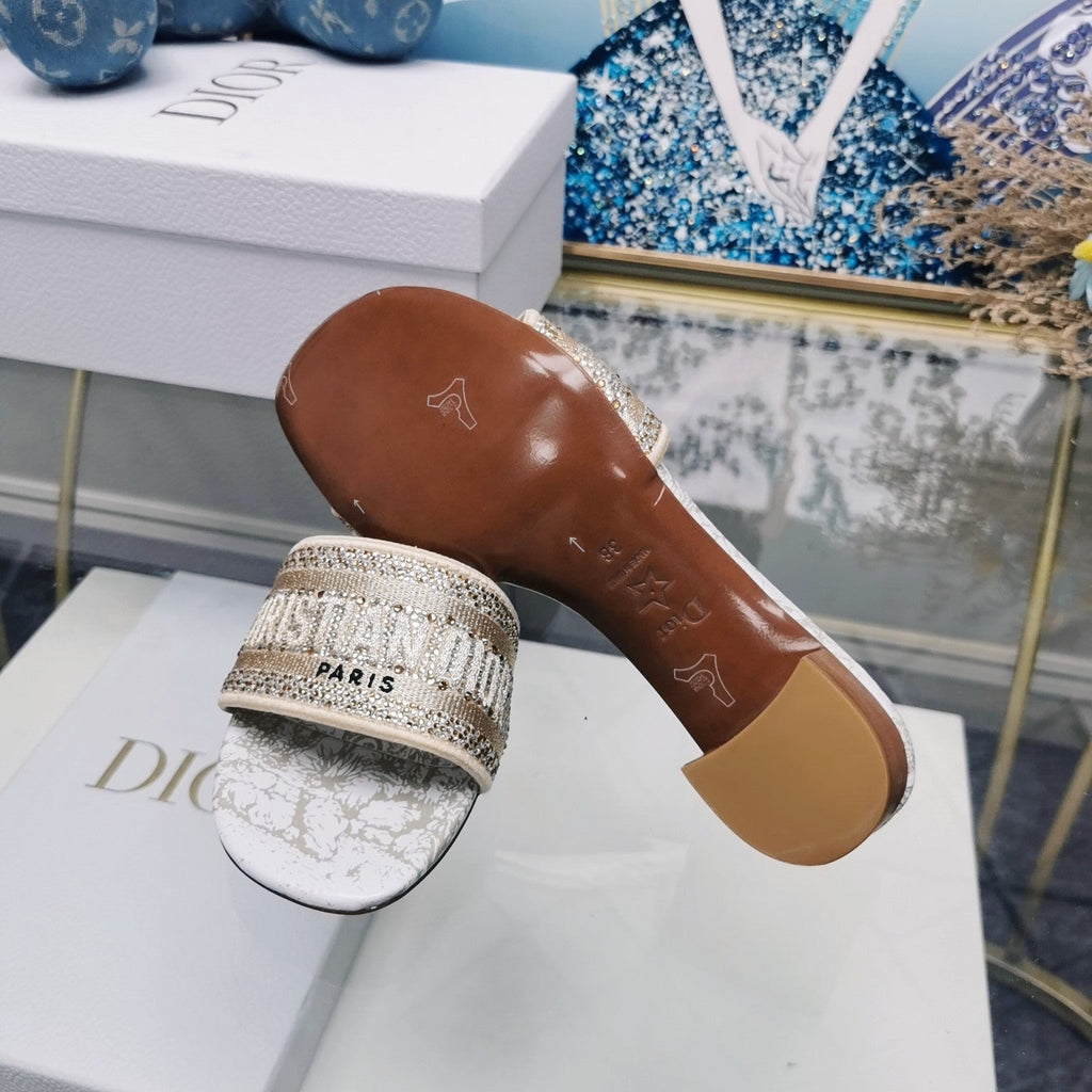 DIOR CD Mule Dway Heeled Slide 45mm Style 26