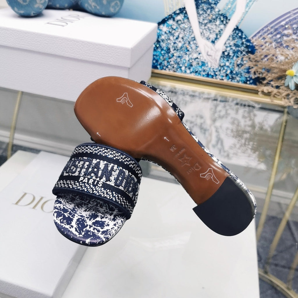 DIOR CD Mule Dway Heeled Slide 45mm Style 22