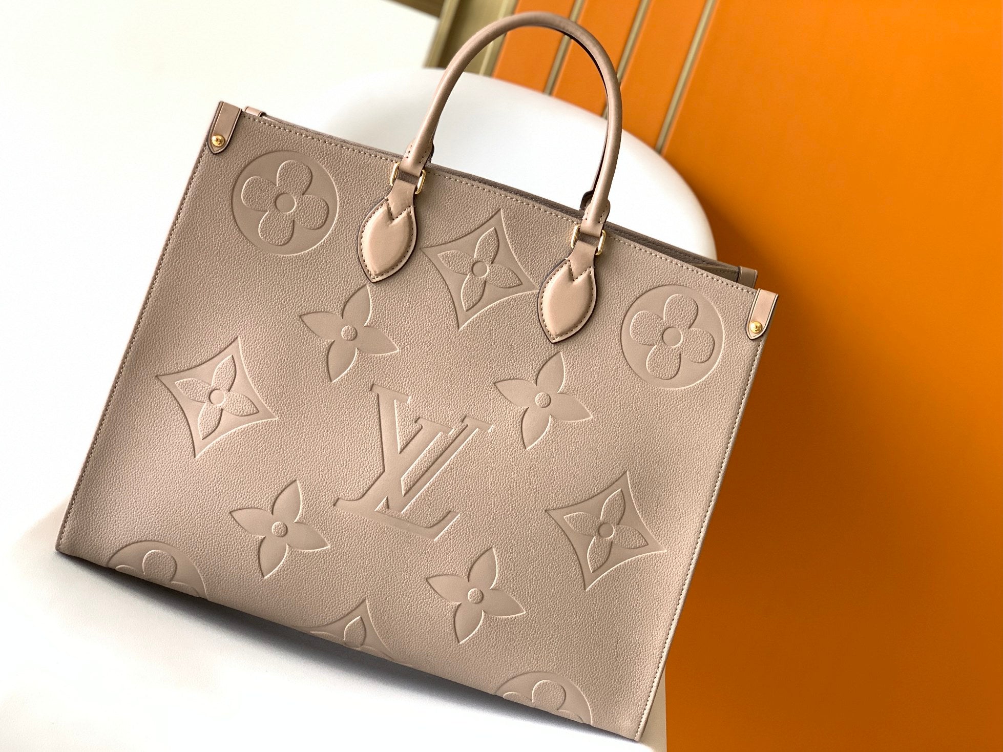 LOUIS VUITTON ONTHEGO GM 41 GREY