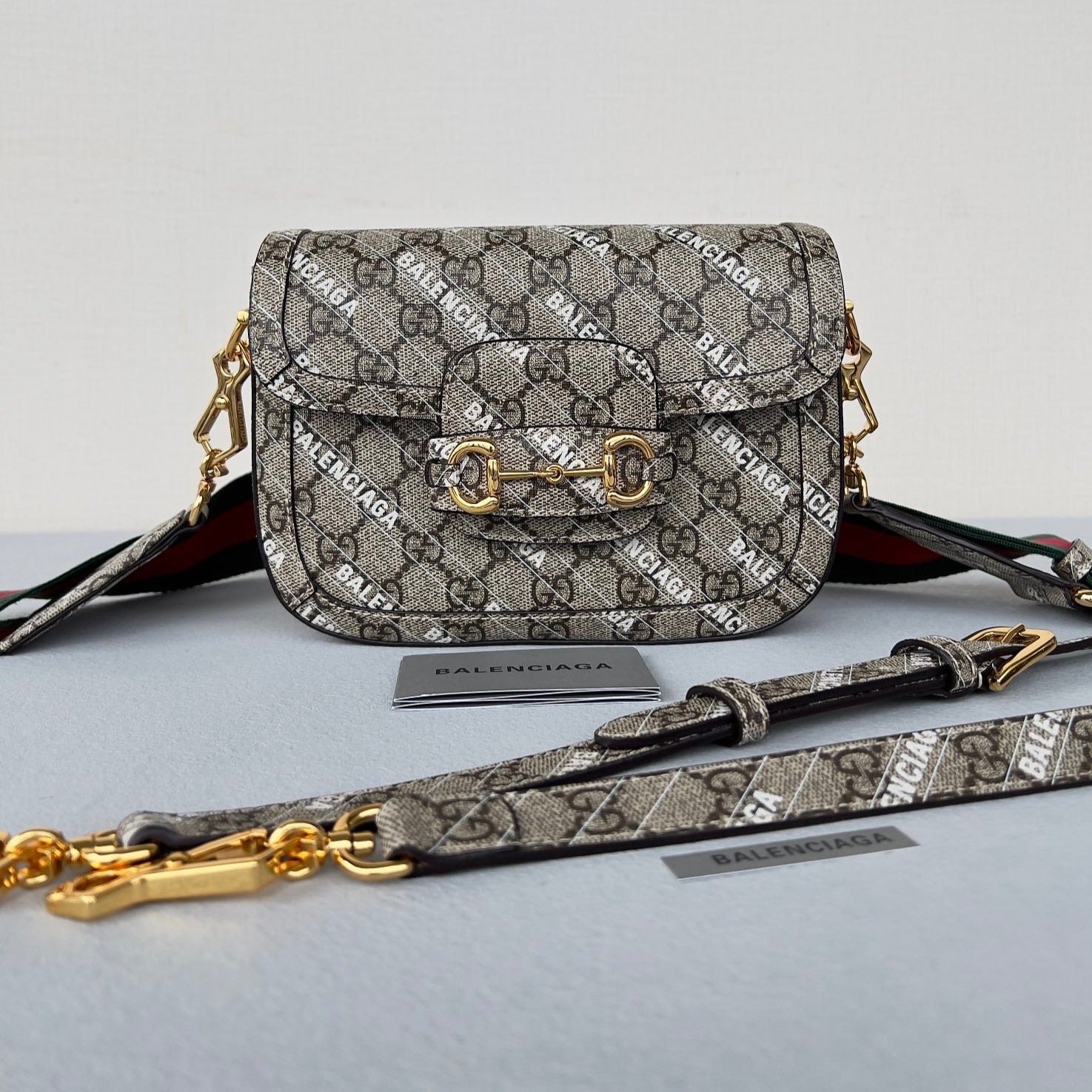 GUCCI MINI 25 PRINTED SADDLE BAG IN EICRU BEIGE CANVAS