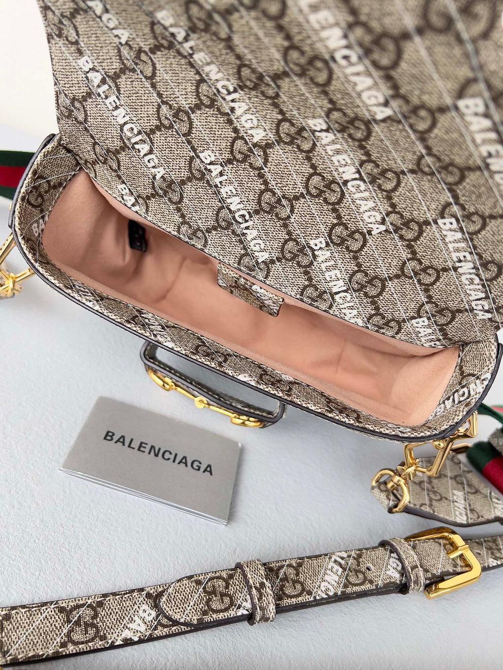 GUCCI MINI 25 PRINTED SADDLE BAG IN EICRU BEIGE CANVAS