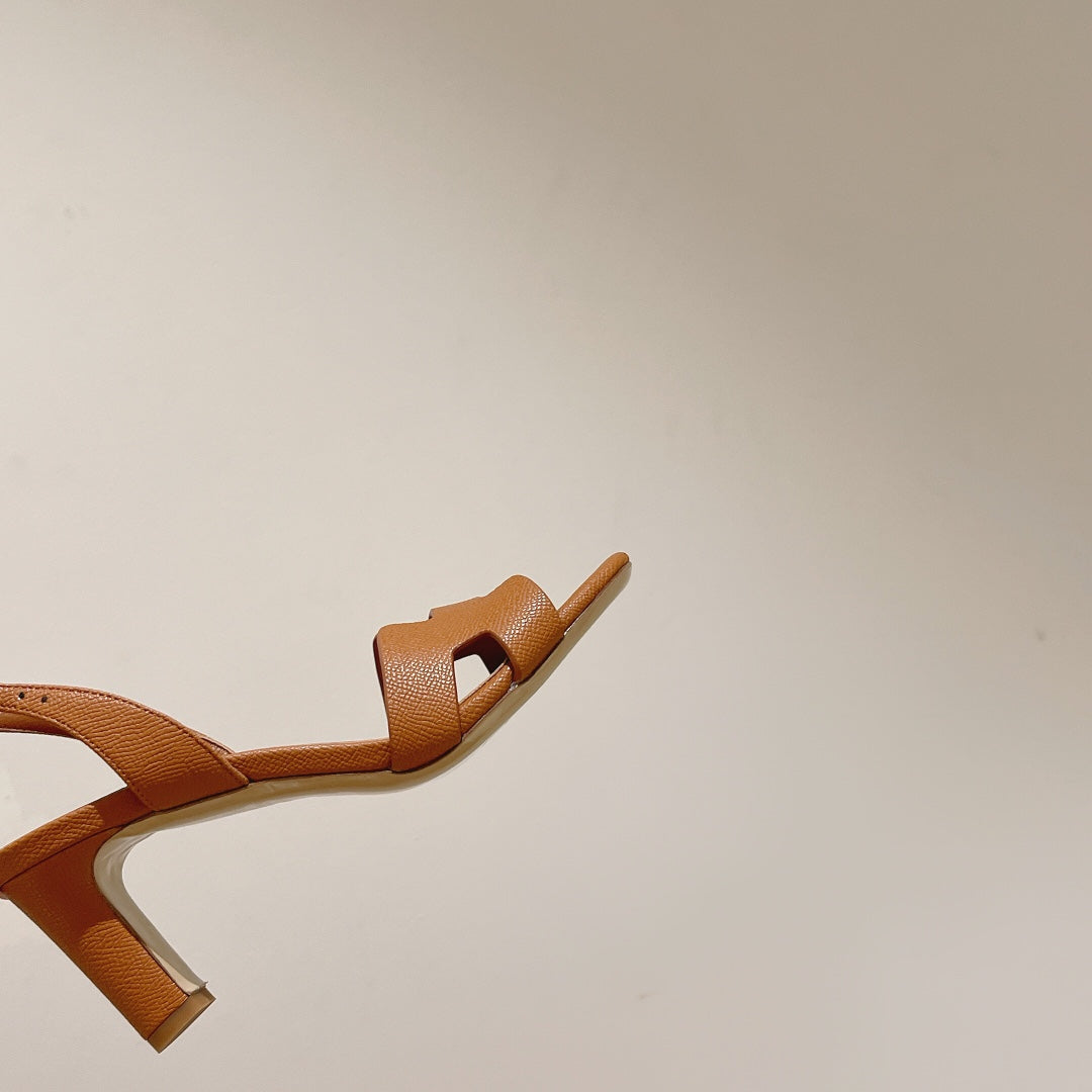 HERMES HOLY 75 SANDAL IN CINNAMON BROWN GRAINED CALFSKIN