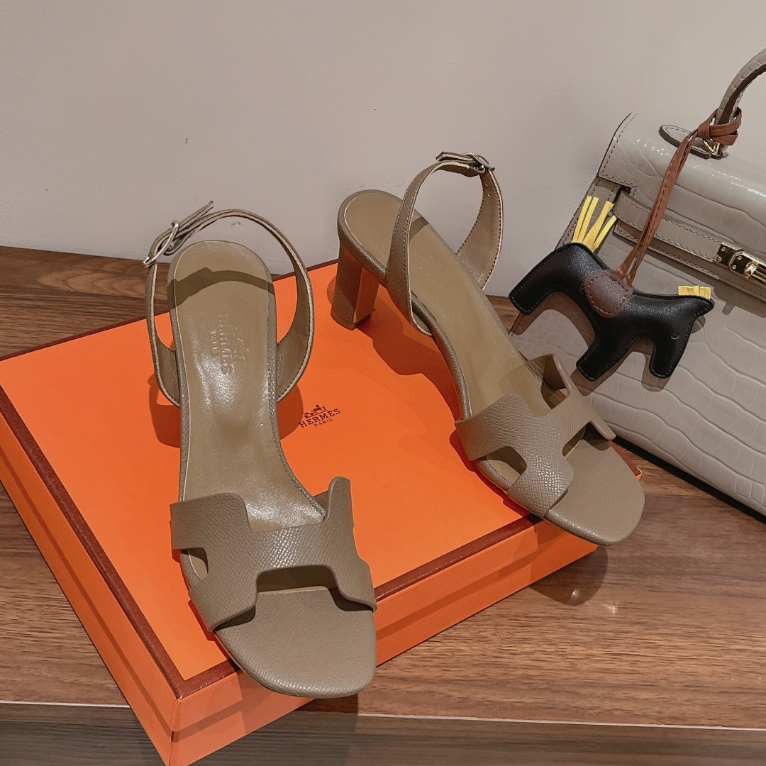 HERMES HOLY 75 SANDAL IN MEDIUM BROWN GRAINED CALFSKIN