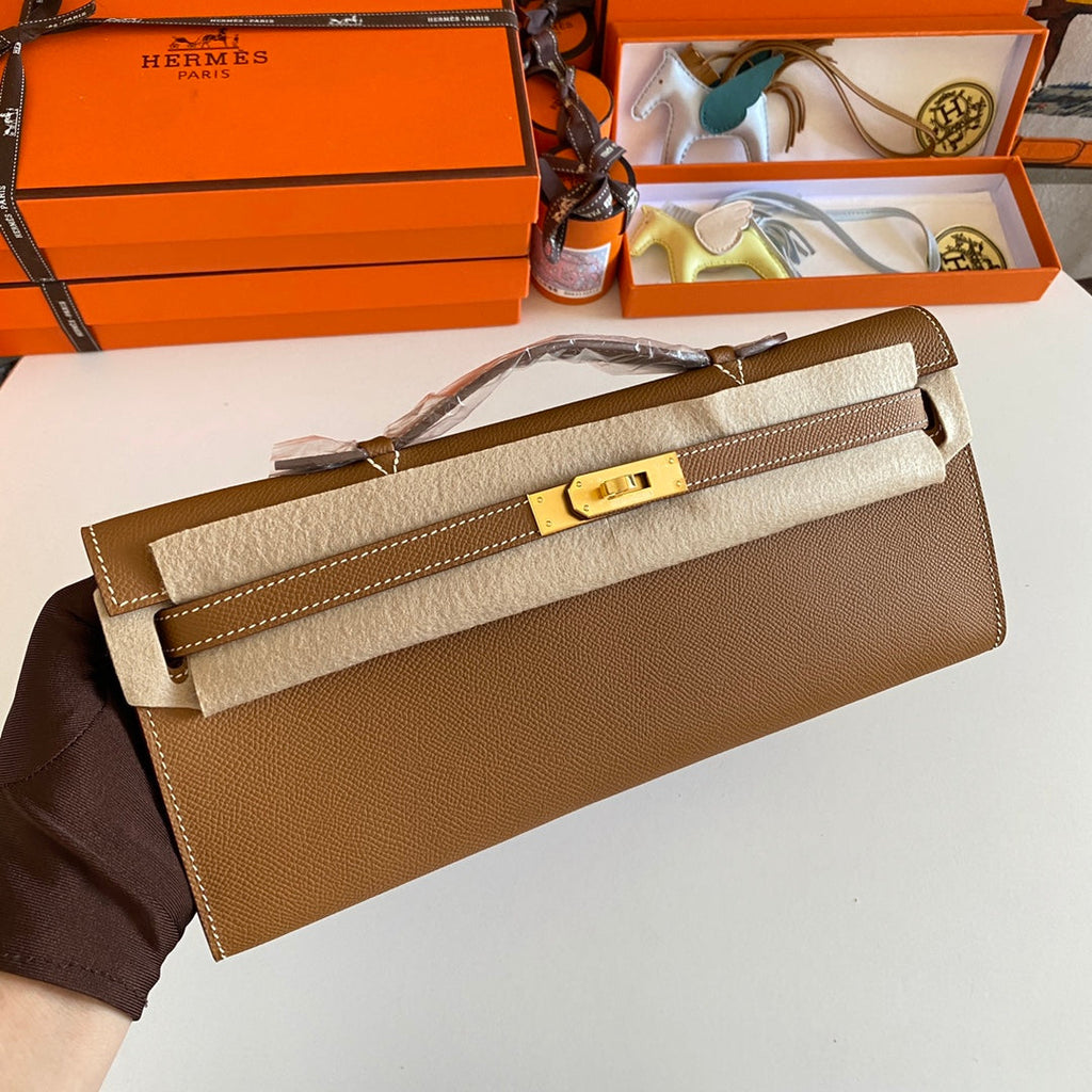 HERMES KELLY CUT 31 IN BRONZE BROWN CALFSKIN WITH GOLD HARDWARE