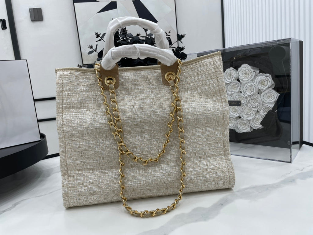 CHANEL DEAUVILLE LARGE 38 TOTE BAG IN BEIGE CANVAS GOLD HARDWARE