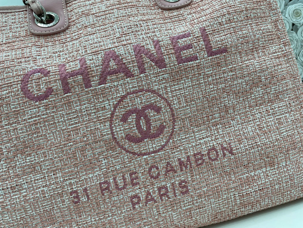 CHANEL DEAUVILLE LARGE 38 TOTE BAG IN LIGHT PINK CANVAS