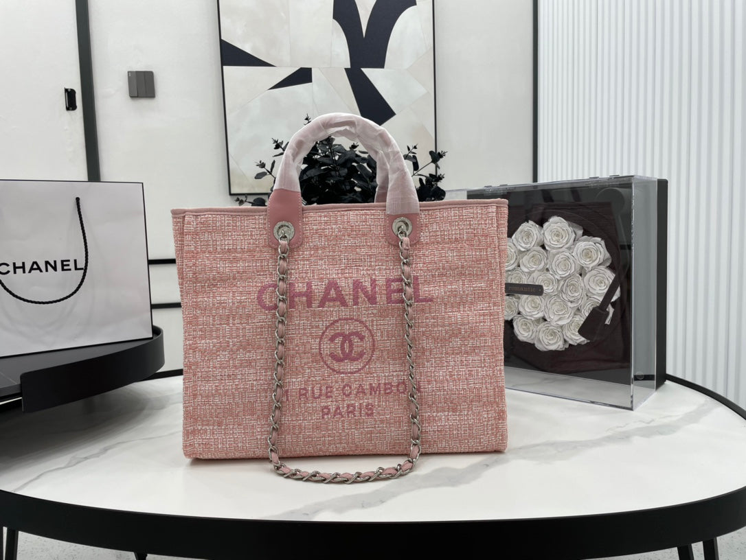 CHANEL DEAUVILLE LARGE 38 TOTE BAG IN LIGHT PINK CANVAS