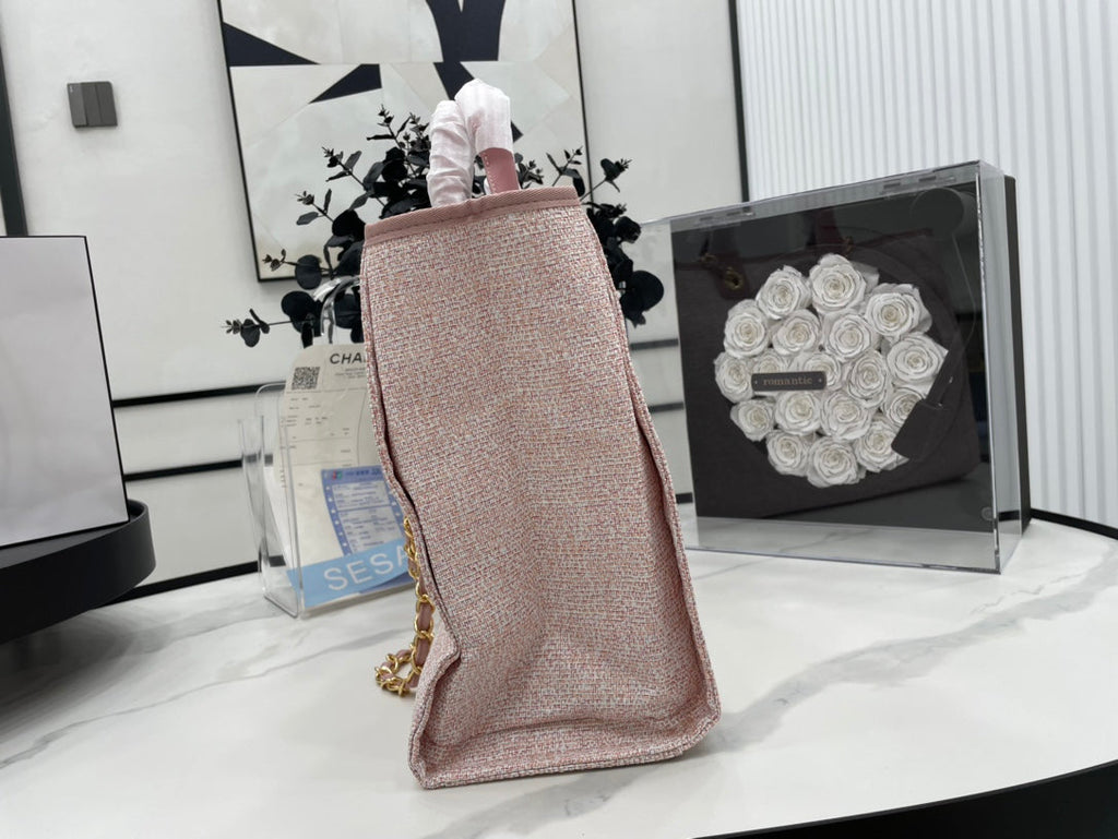 CHANEL DEAUVILLE LARGE 38 TOTE BAG IN LIGHT PINK CANVAS GOLD HARDWARE