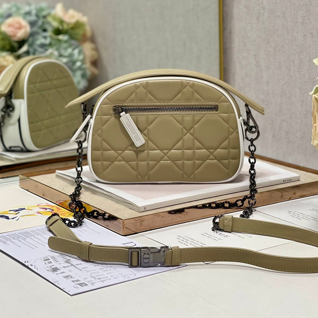 DIOR VIBE HOBO 22 BAG IN ECRU BEIGE CALFSKIN