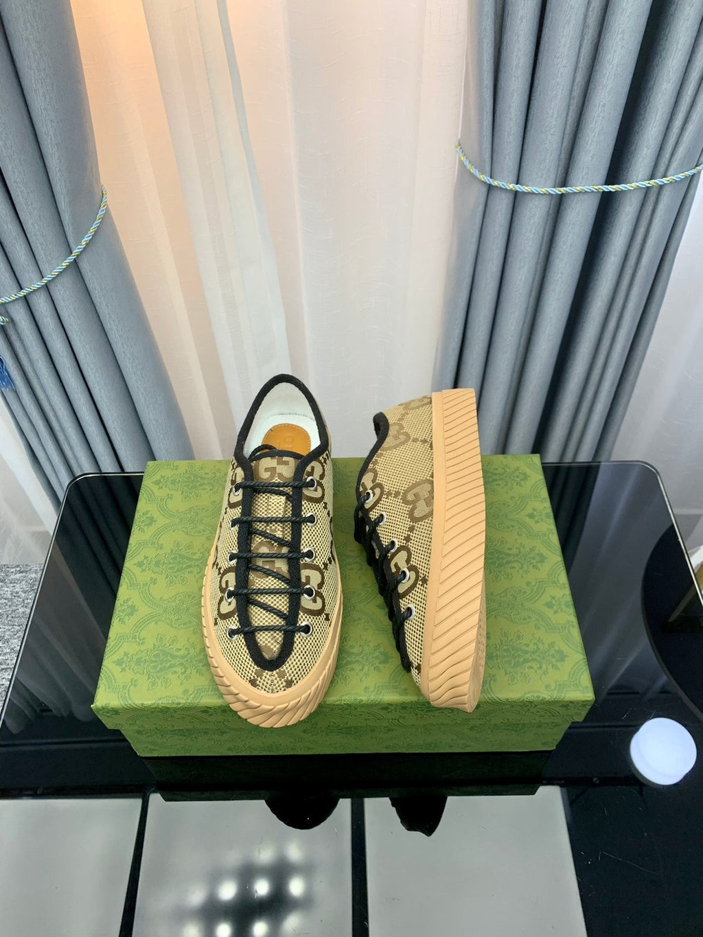 GUCCI UNIQUE SNEAKER THICK-SOLE STRAW COLOR CANVAS