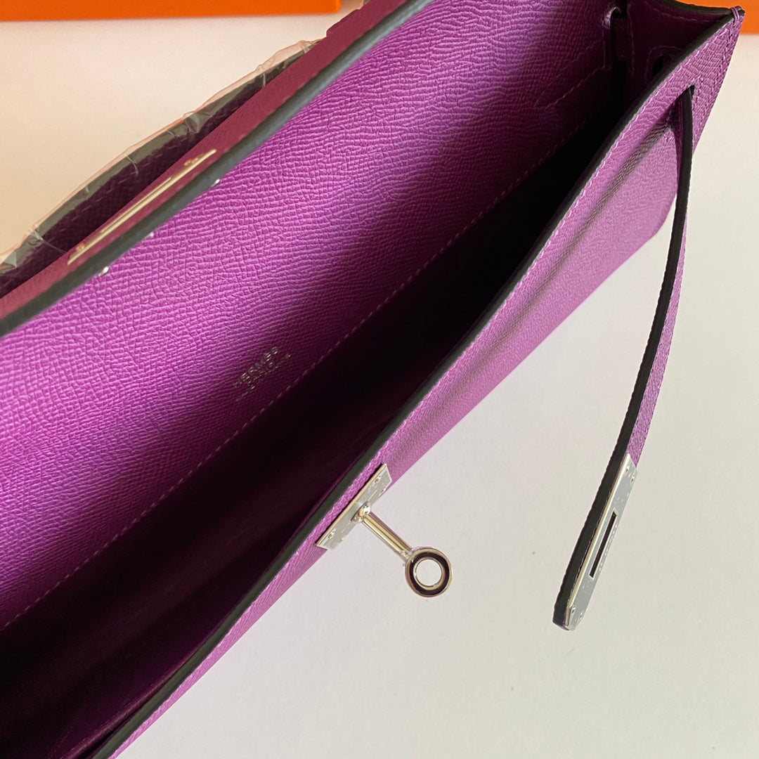 HERMES KELLY CUT 31 IN VIOLET PURPLE CALFSKIN WITH SILVER HARDWARE