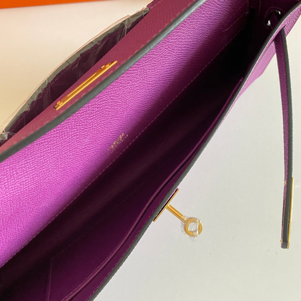 HERMES KELLY CUT 31 IN VIOLET PURPLE CALFSKIN WITH GOLD HARDWARE
