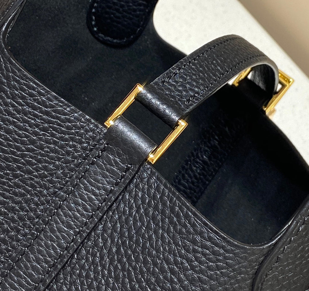 HERMES picotin lock 18 black togo ghw