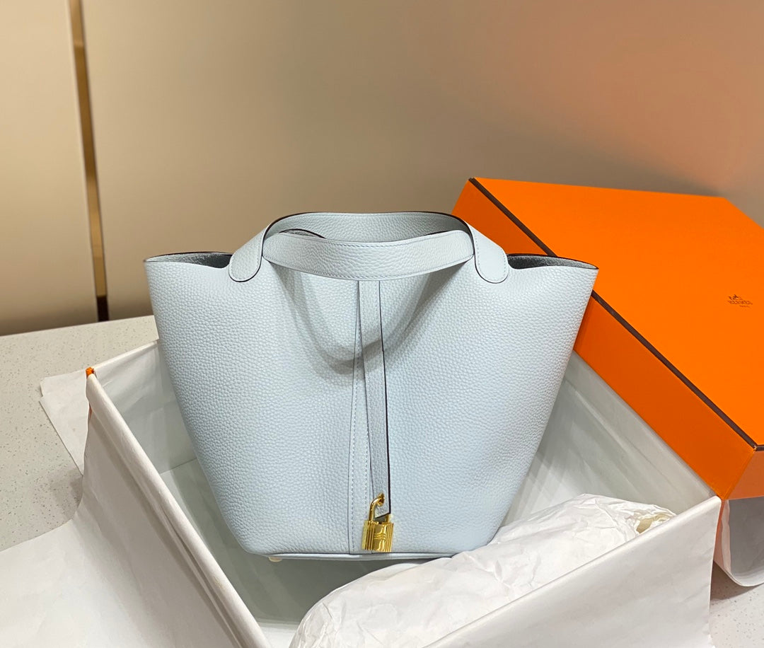HERMES picotin lock 22 light blue togo ghw