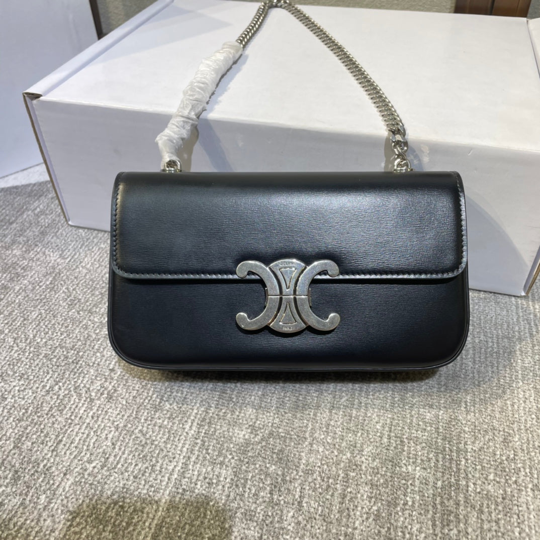 CELINE CHAIN EMBOSSED ARMPIT BAG 20 IN BLACK CALFSKIN SILVER HARDWARE